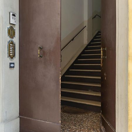 Apartment Amos - 5 Minutes From Piazza Maggiore Bologna Exterior foto